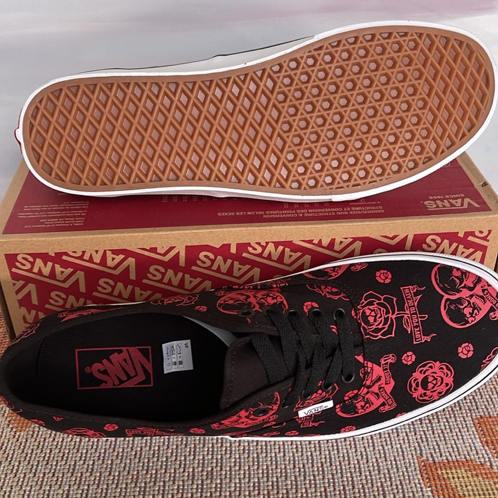 Vans Men’s Authentic Love You To Death 

Sneakers - Picture 4 of 16